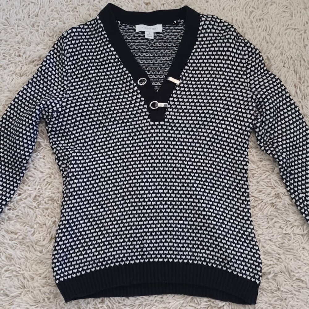 Madison Grey Women’s M Black White Knit Cotton Sweater Toggle V-Neck Long Sleeve